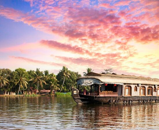 Venice of the East Houseboat Escapes